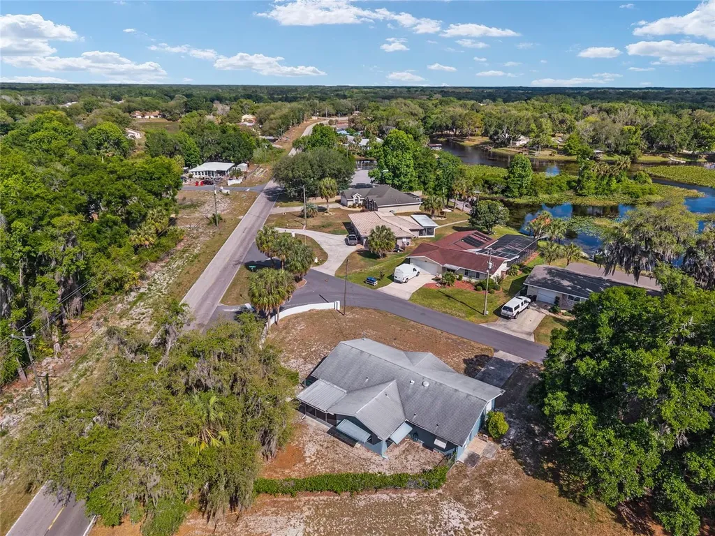 9317 E Crescent Drive Inverness FL 34450