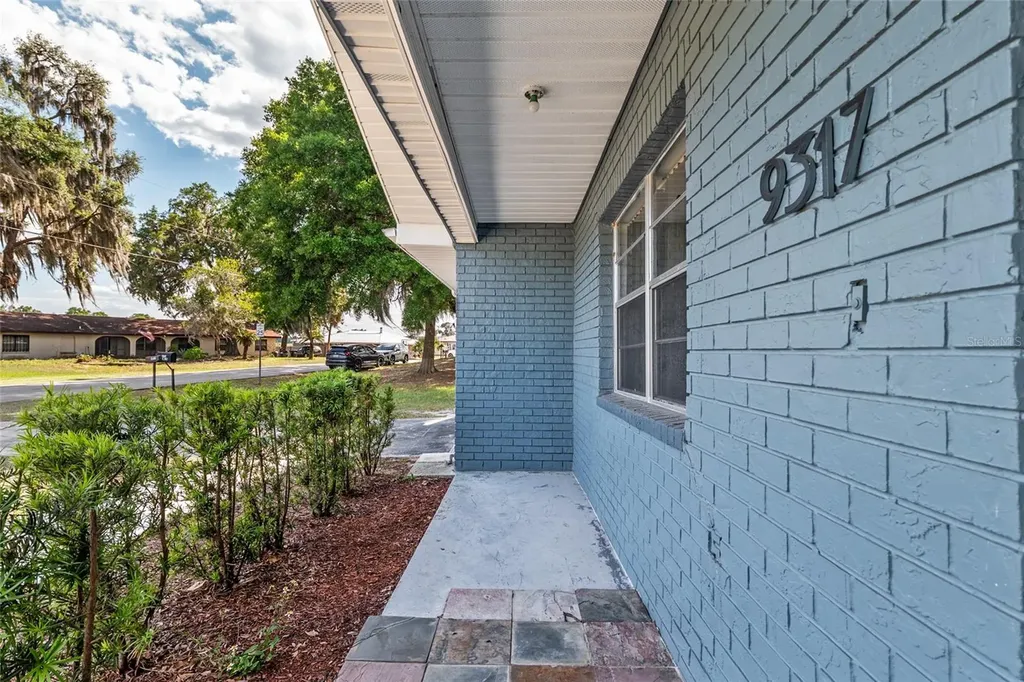 9317 E Crescent Drive Inverness FL 34450