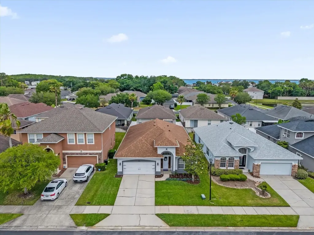 235 Venetian Bay Circle Sanford FL 32771