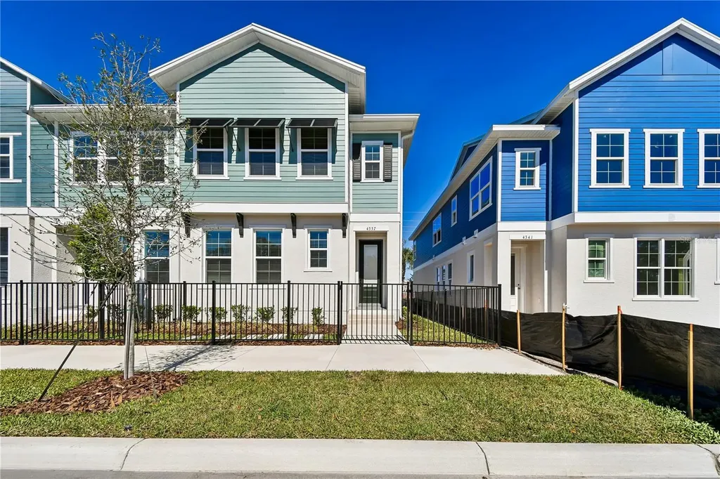 4337 Roush Avenue Orlando FL 32803