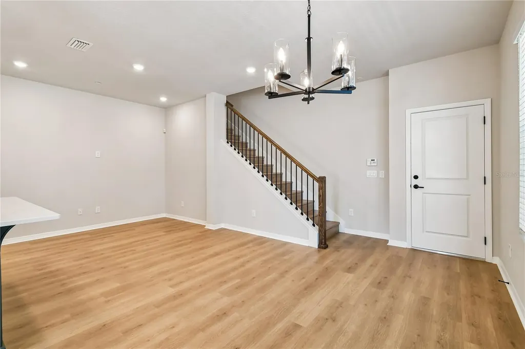 4337 Roush Avenue Orlando FL 32803
