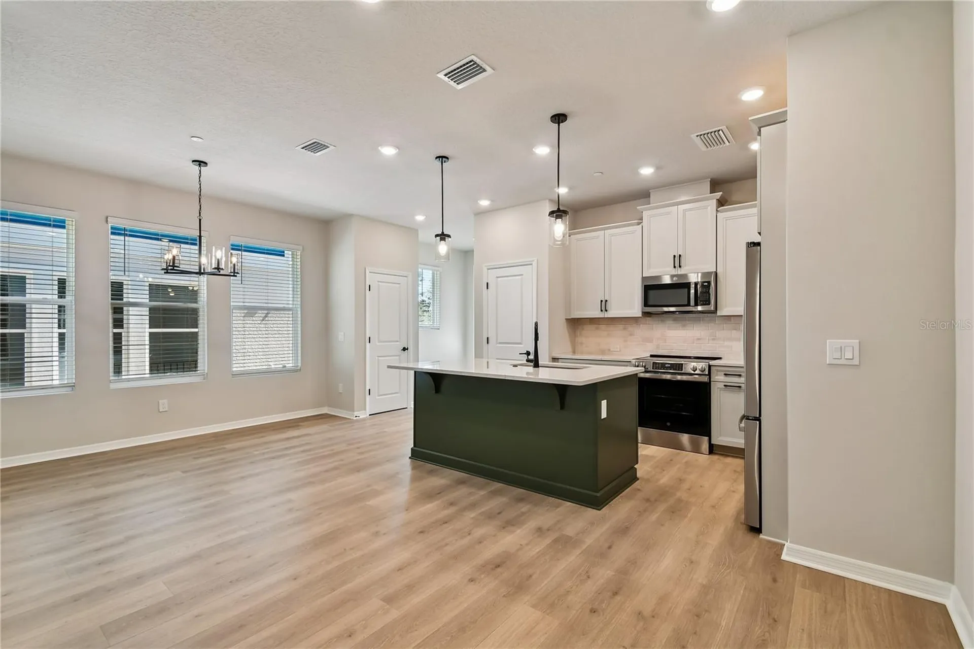 4337 Roush Avenue Orlando FL 32803
