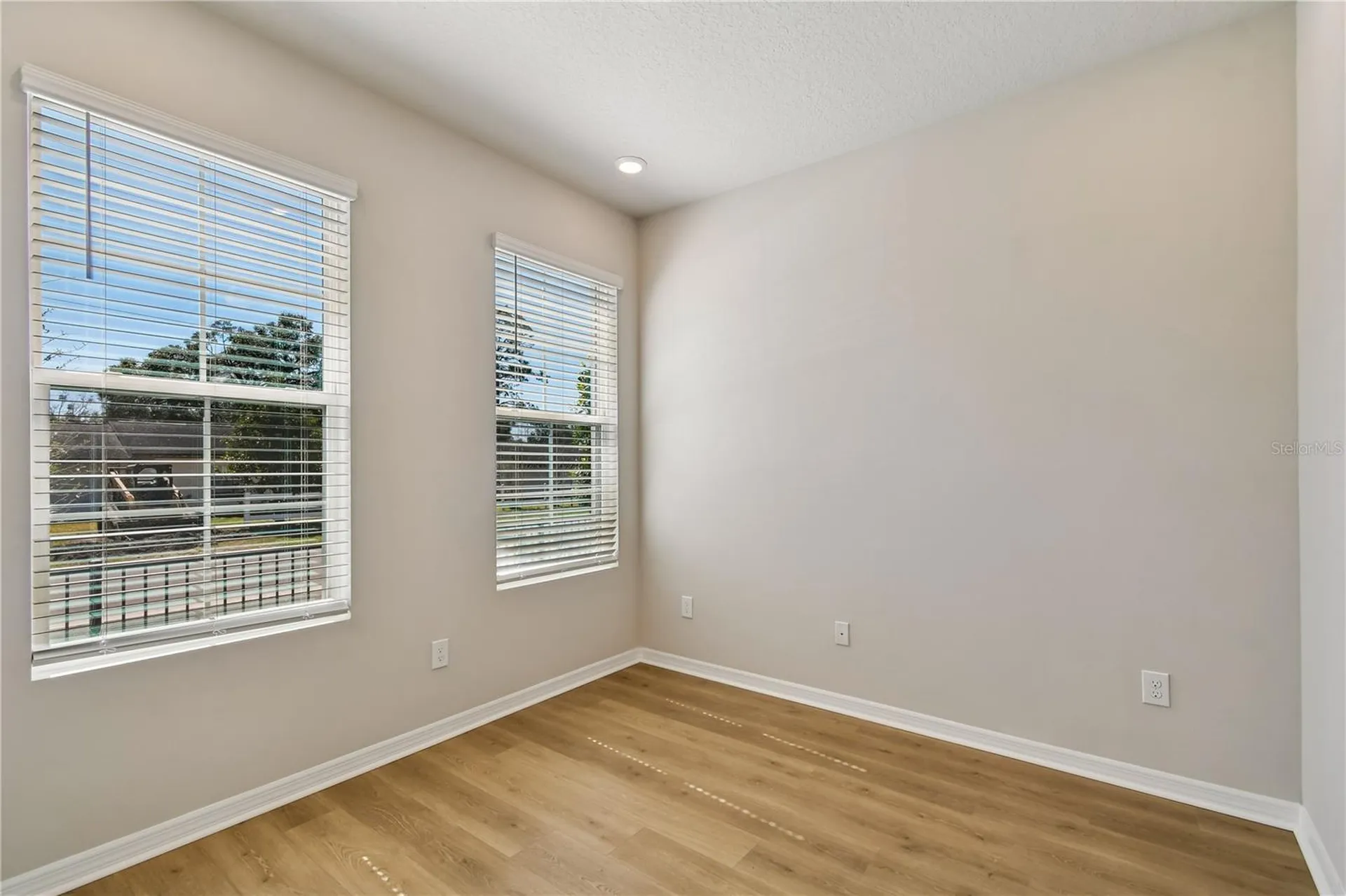 4337 Roush Avenue Orlando FL 32803