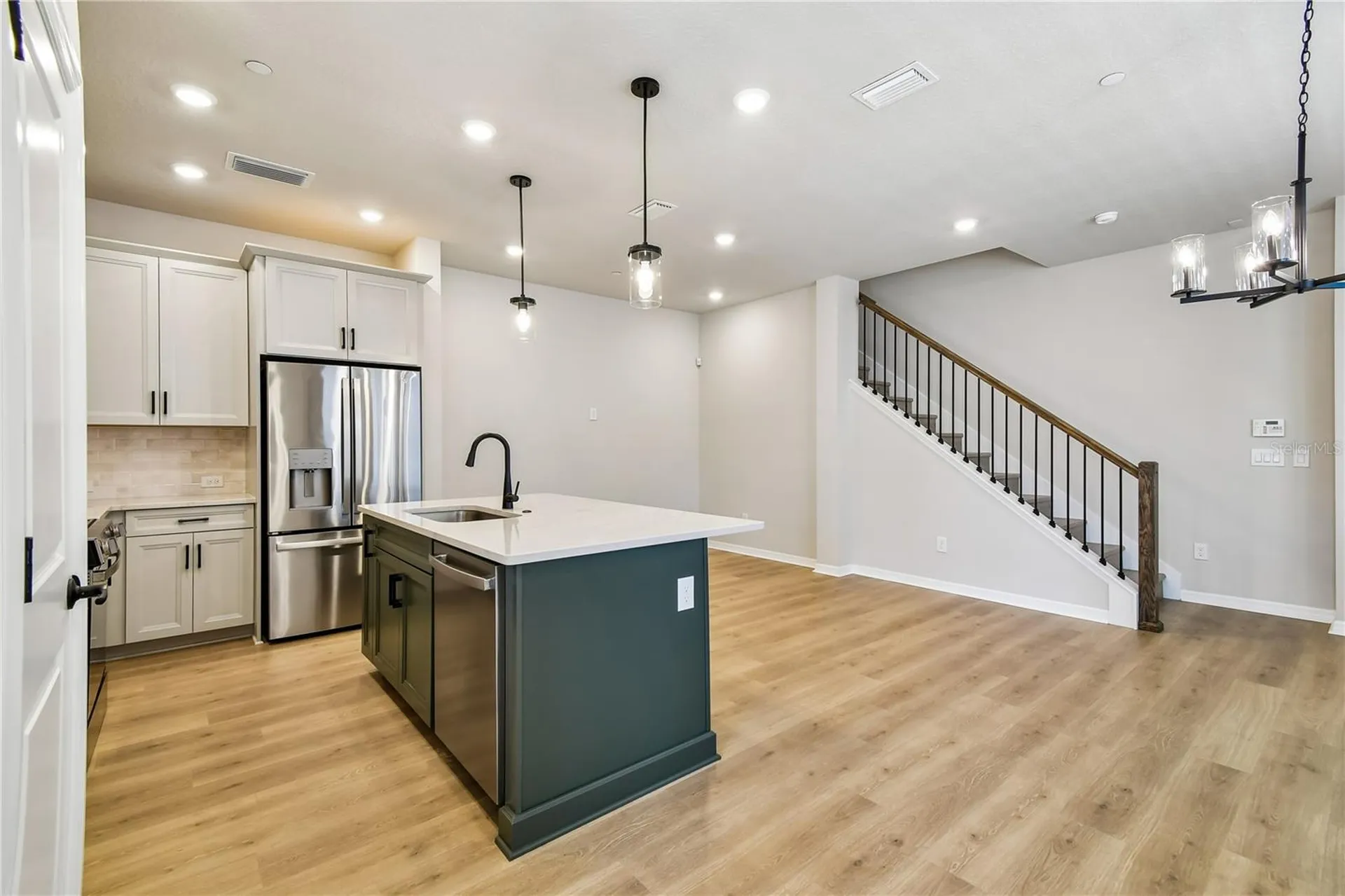 4337 Roush Avenue Orlando FL 32803