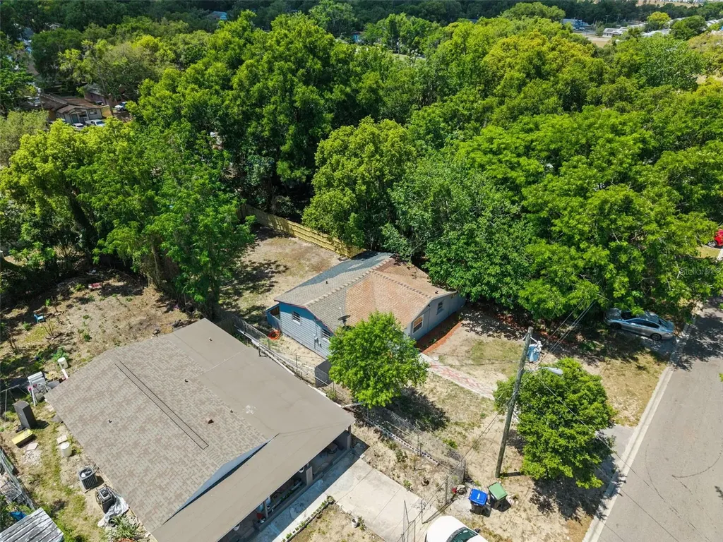 8 W Ella J Gilmore Street Apopka FL 32703