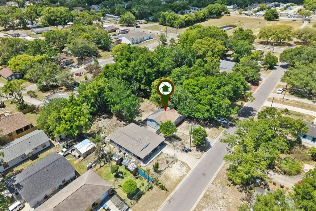 8 W Ella J Gilmore Street Apopka FL 32703