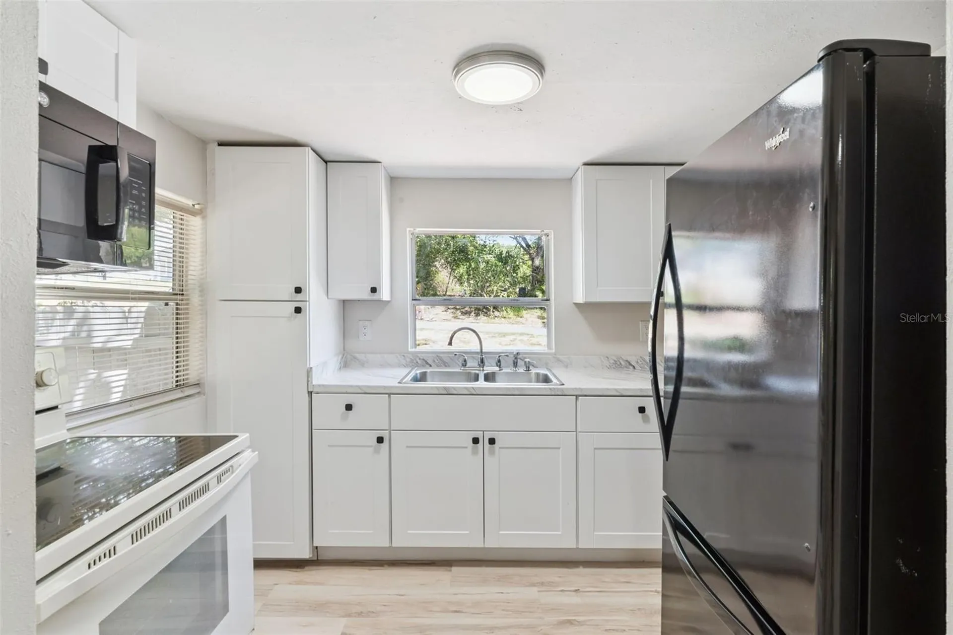 8 W Ella J Gilmore Street Apopka FL 32703