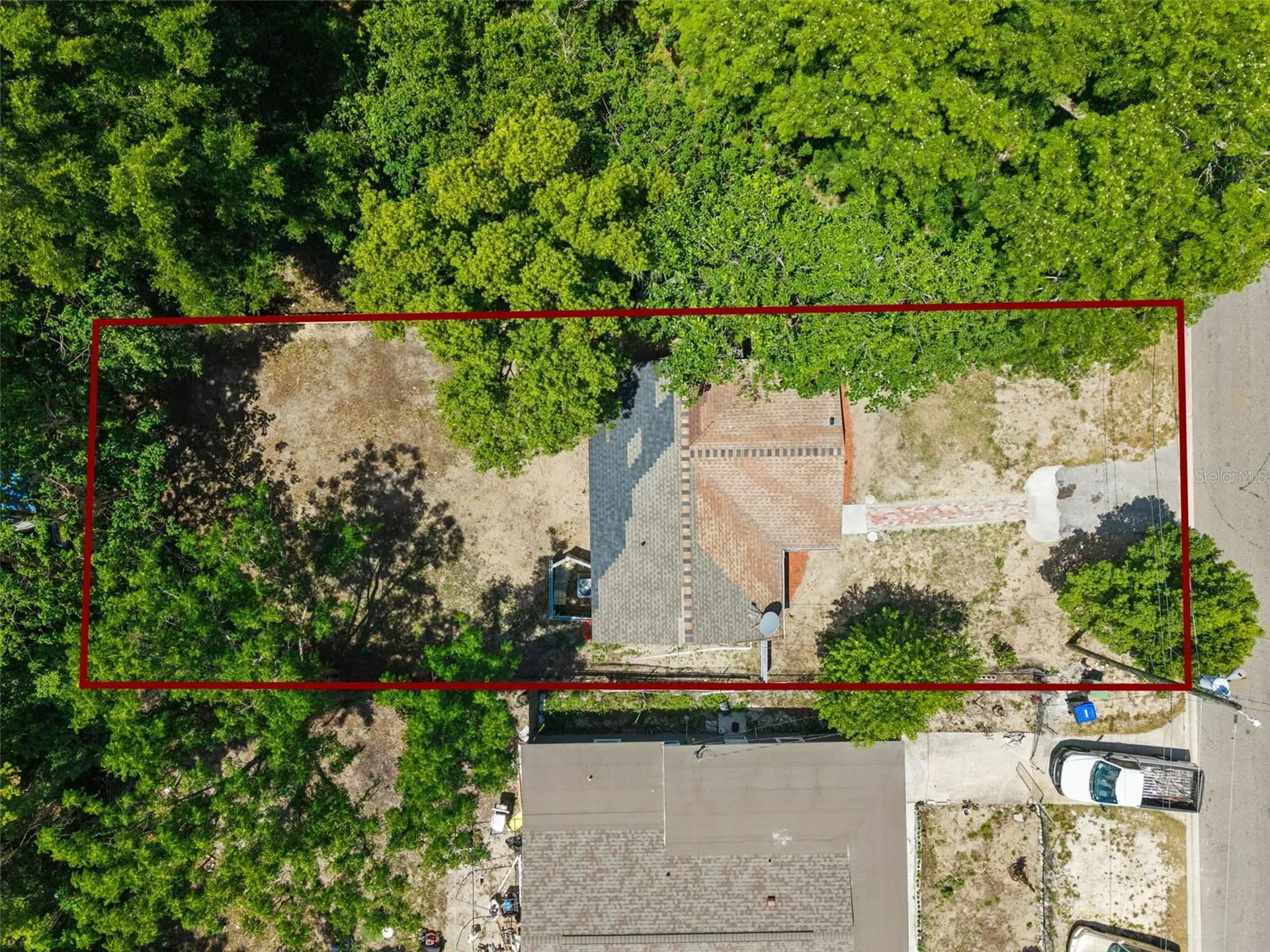 8 W Ella J Gilmore Street Apopka FL 32703