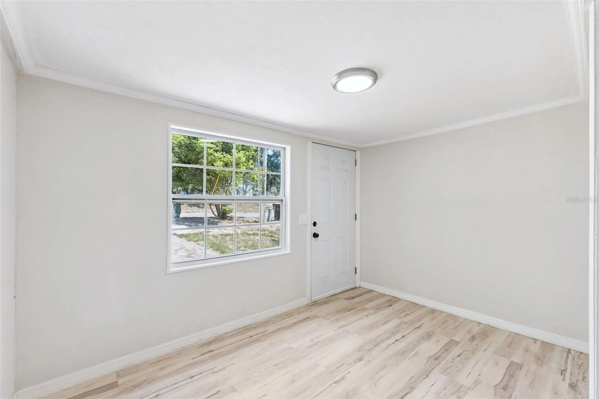 8 W Ella J Gilmore Street Apopka FL 32703
