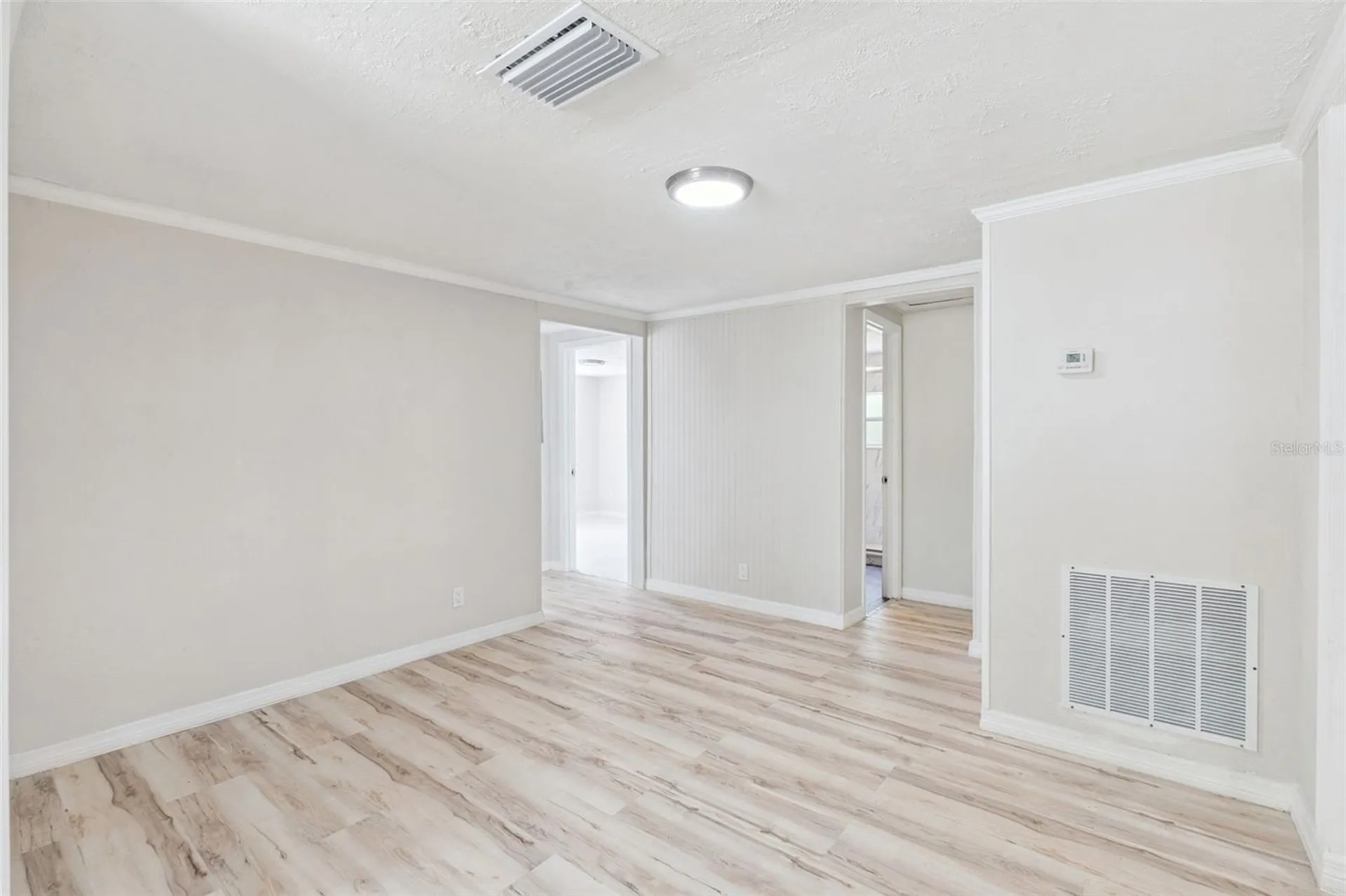 8 W Ella J Gilmore Street Apopka FL 32703