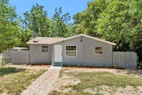 8 W Ella J Gilmore Street Apopka FL 32703