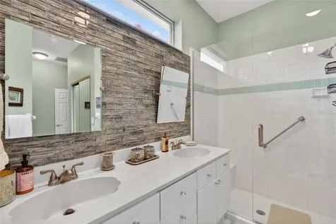 4266 Summertree Road Venice FL 34293