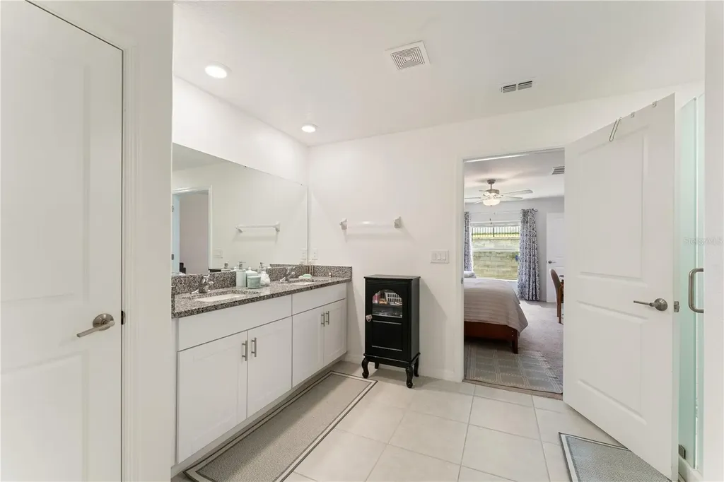 36548 Garden Wall Way Zephyrhills FL 33541