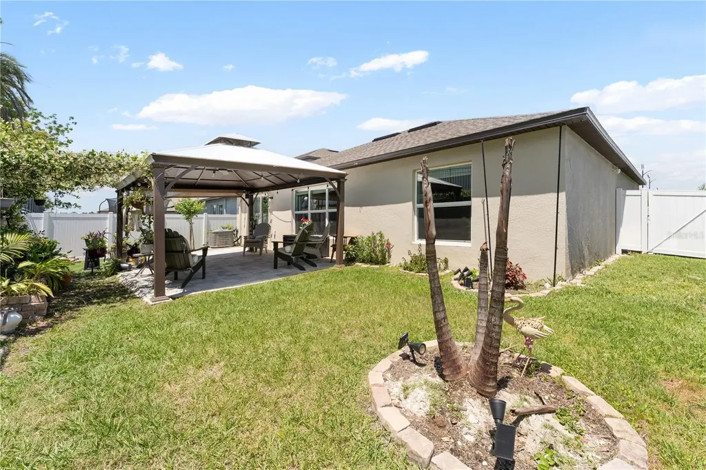 36548 Garden Wall Way Zephyrhills FL 33541