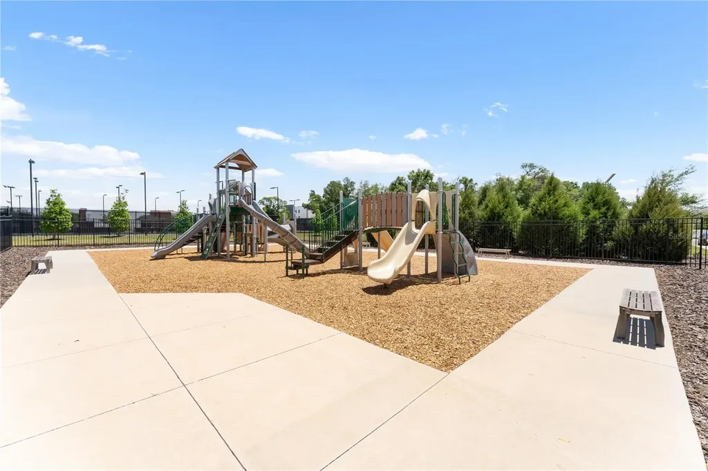 36548 Garden Wall Way Zephyrhills FL 33541