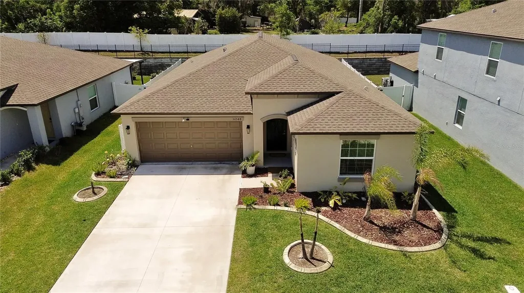 36548 Garden Wall Way Zephyrhills FL 33541