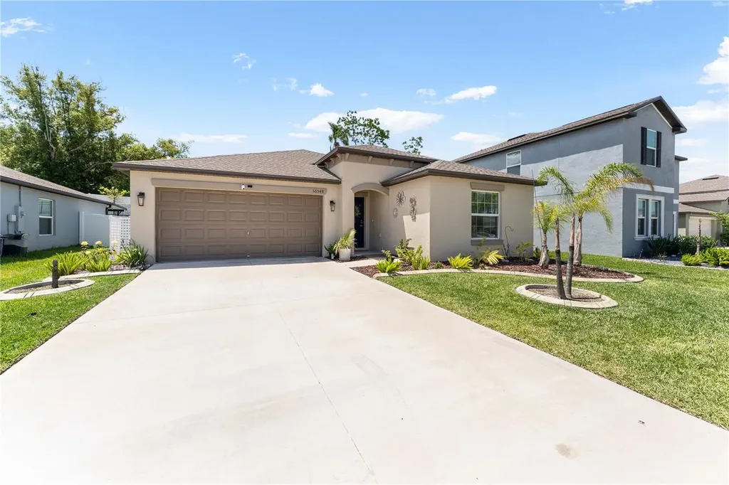 36548 Garden Wall Way Zephyrhills FL 33541