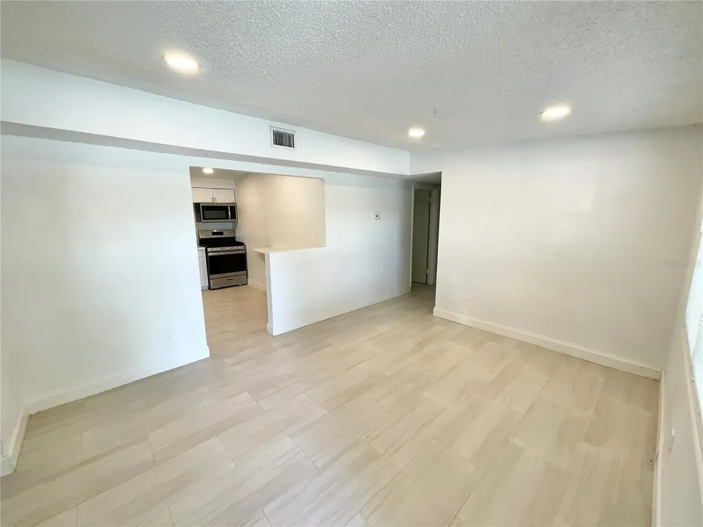 1135 7th Street N Safety Harbor FL 34695