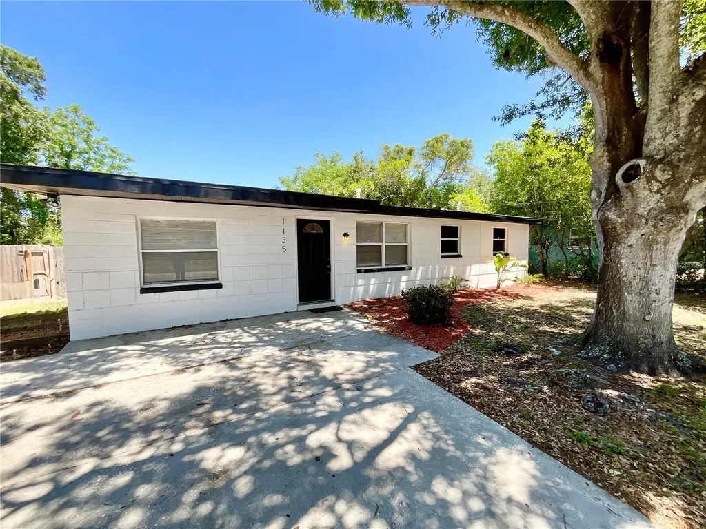 1135 7th Street N Safety Harbor FL 34695