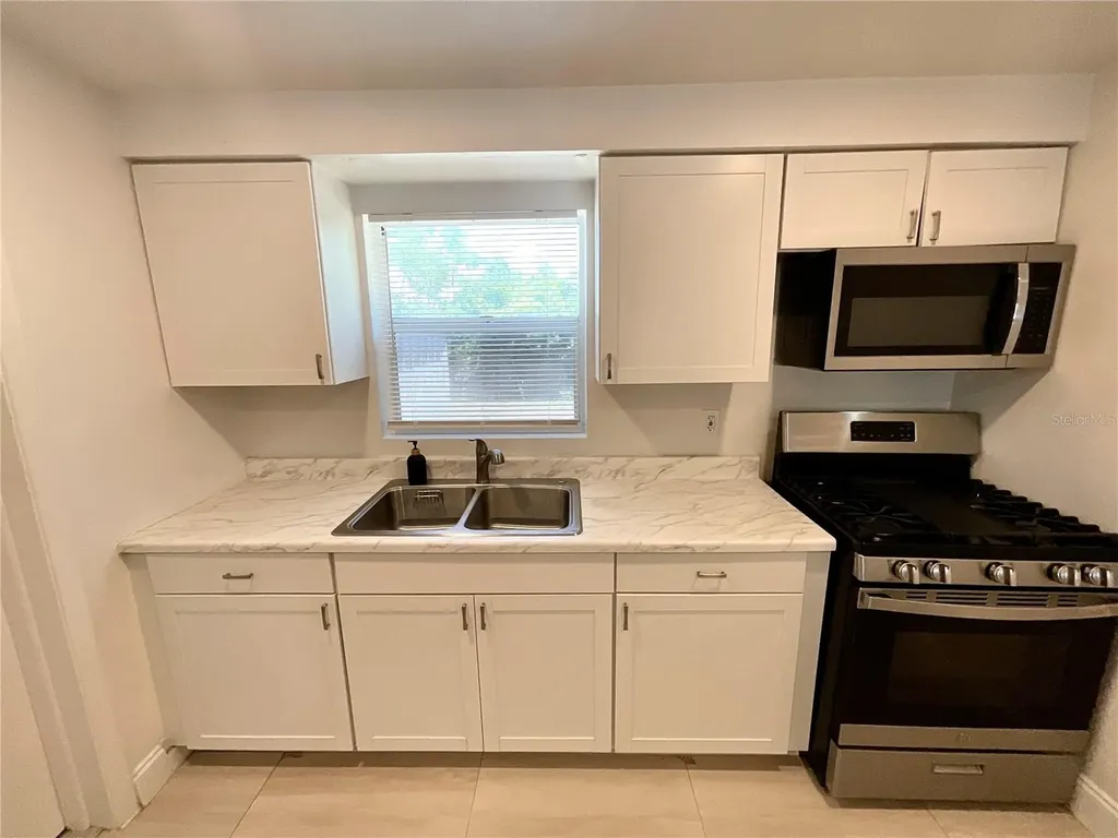 1135 7th Street N Safety Harbor FL 34695