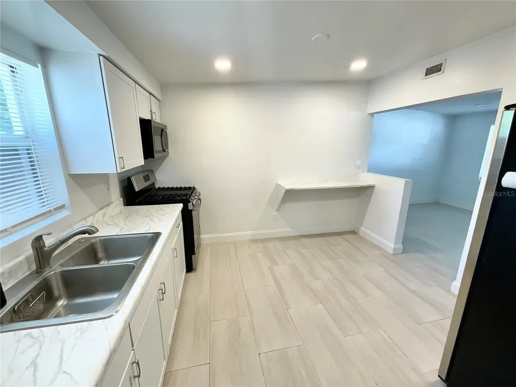 1135 7th Street N Safety Harbor FL 34695