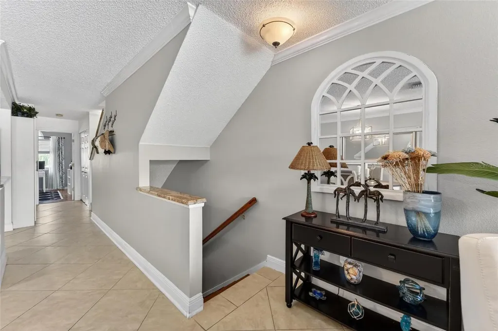 394 Madeira Circle St Petersburg FL 33715
