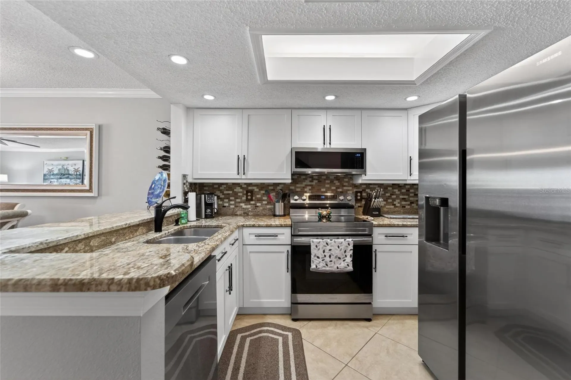 394 Madeira Circle St Petersburg FL 33715