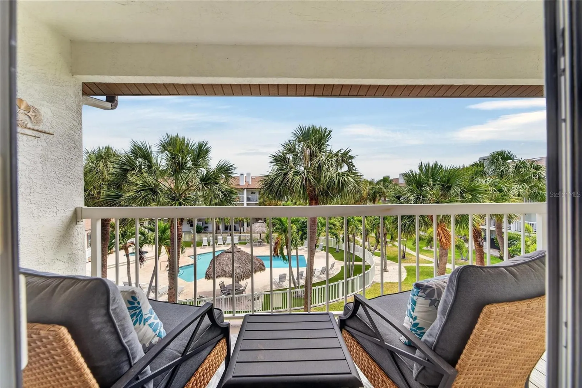 394 Madeira Circle St Petersburg FL 33715