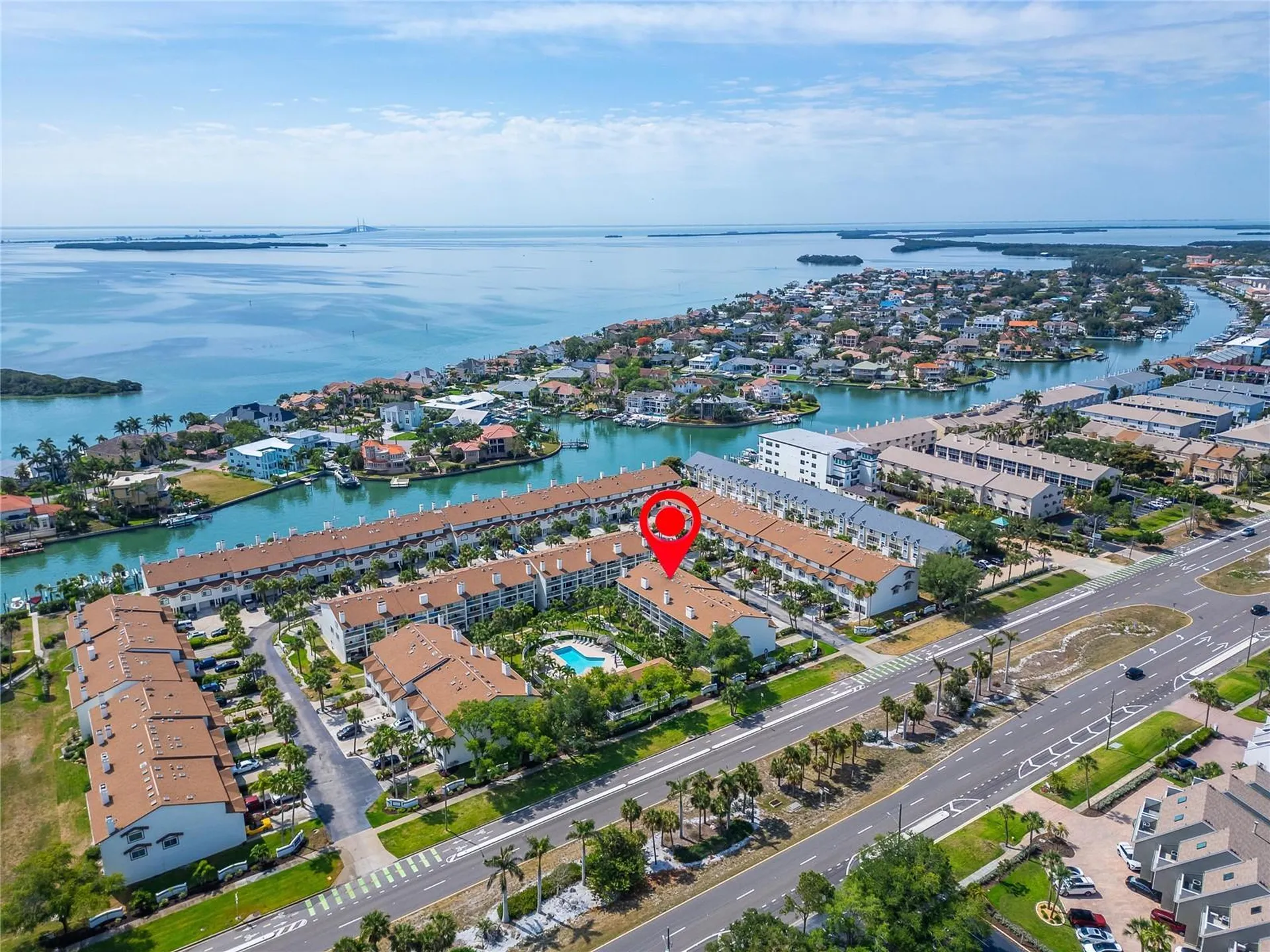 394 Madeira Circle St Petersburg FL 33715