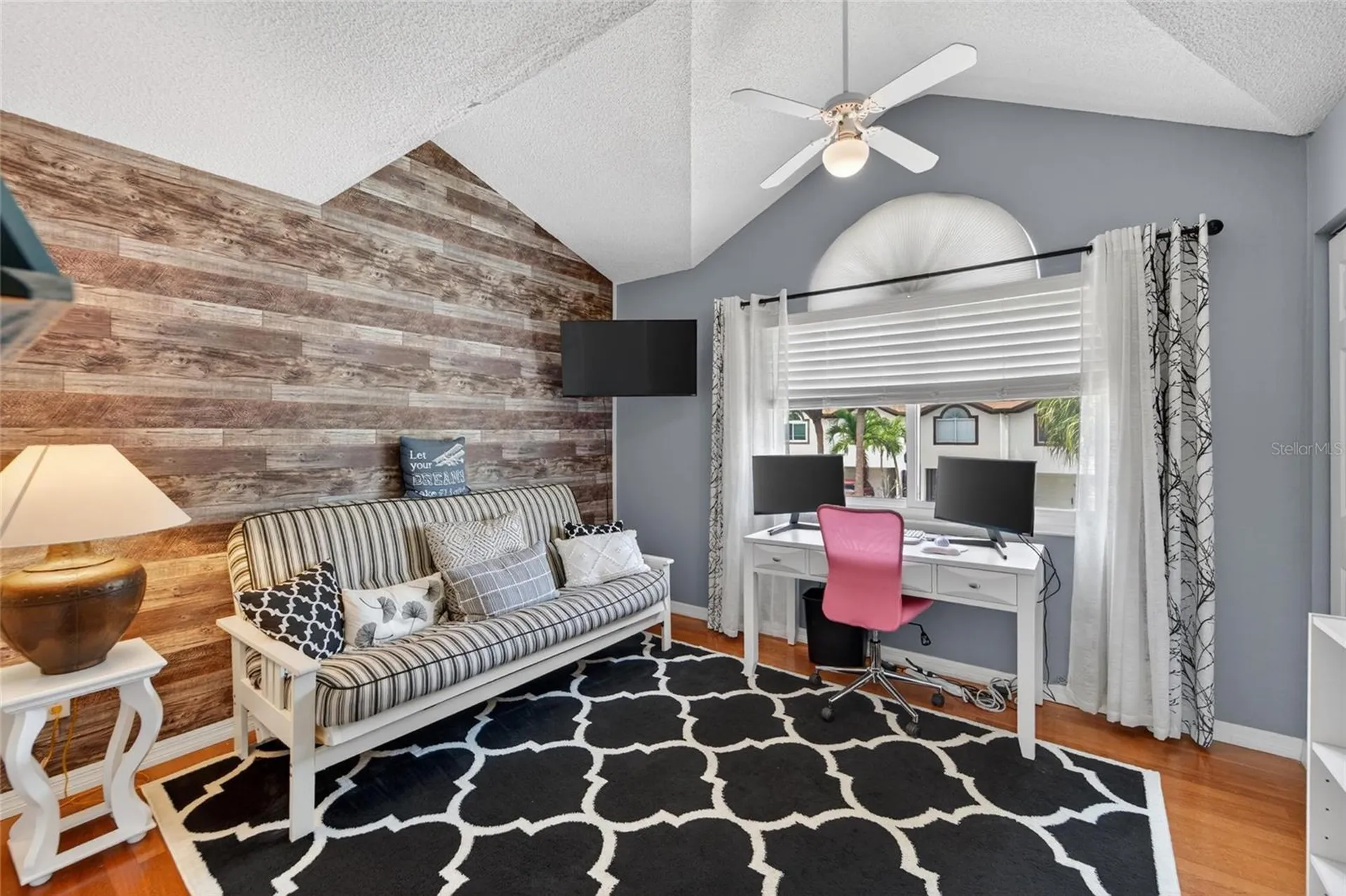 394 Madeira Circle St Petersburg FL 33715