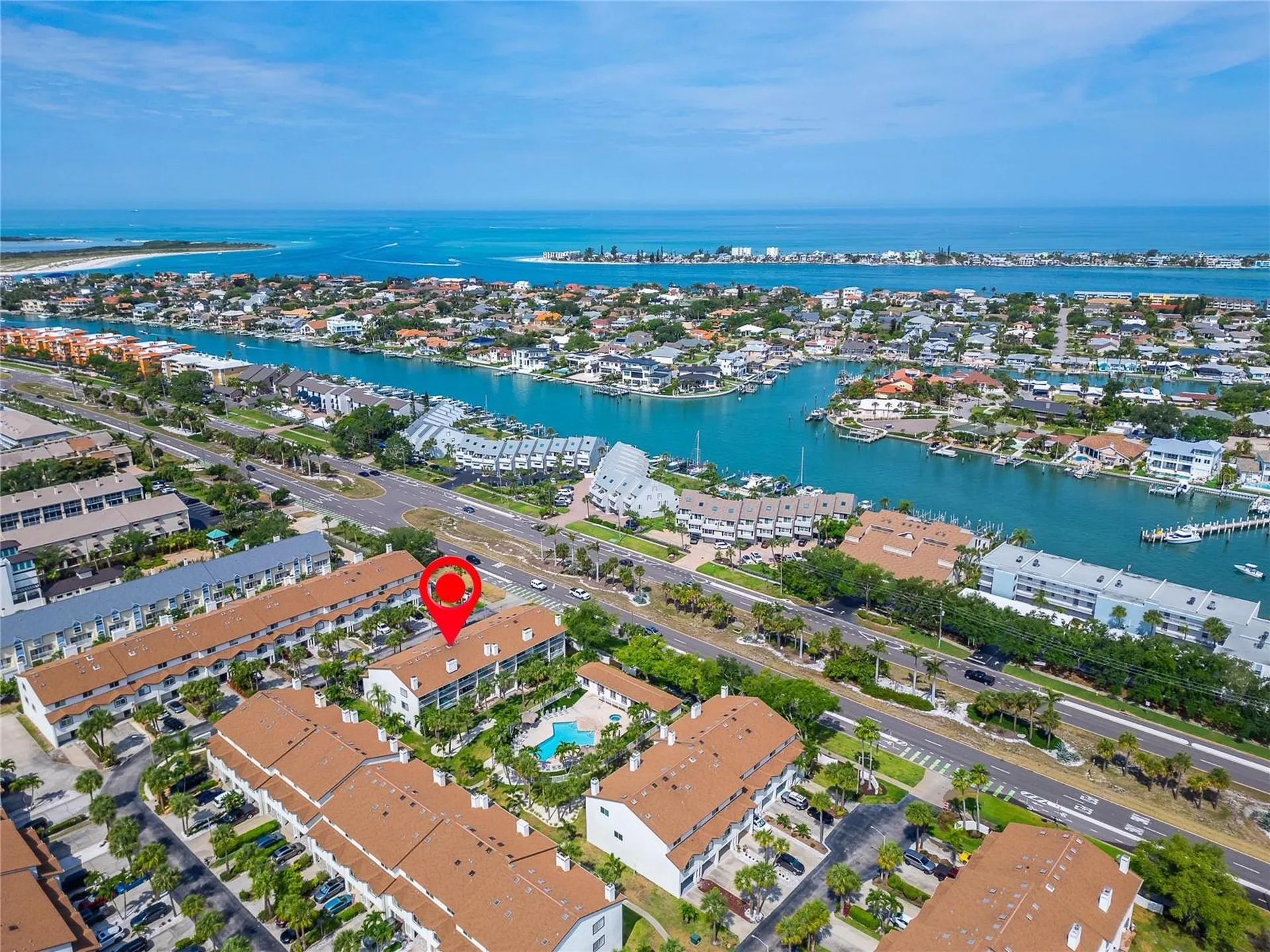 394 Madeira Circle St Petersburg FL 33715
