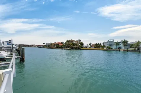 394 Madeira Circle St Petersburg FL 33715