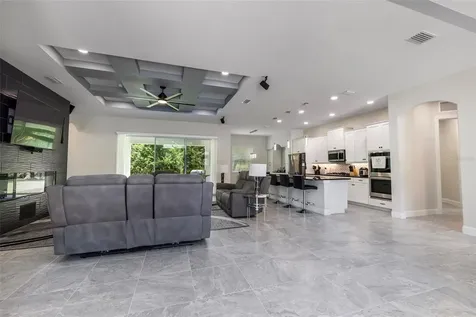5 Lakeside Place E Palm Coast FL 32137