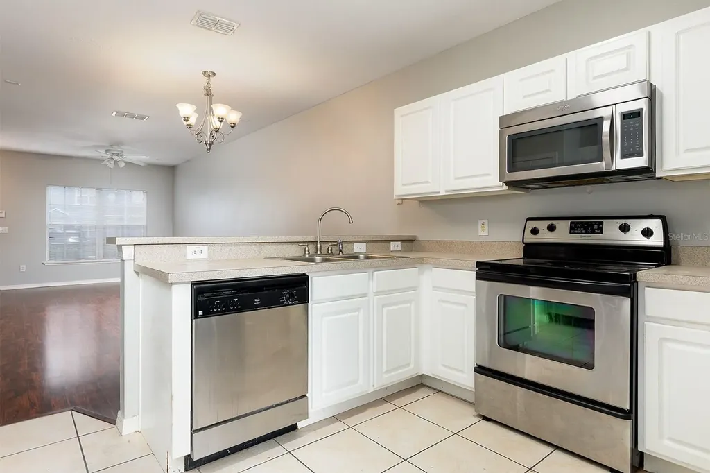 425 Wilton Circle Sanford FL 32773
