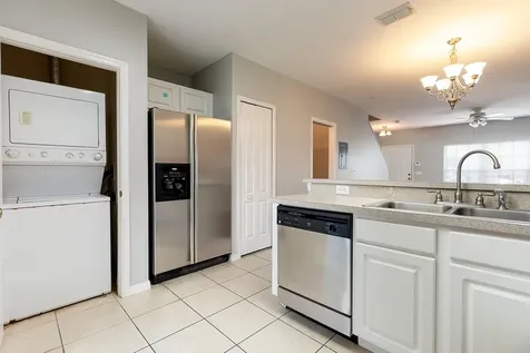 425 Wilton Circle Sanford FL 32773