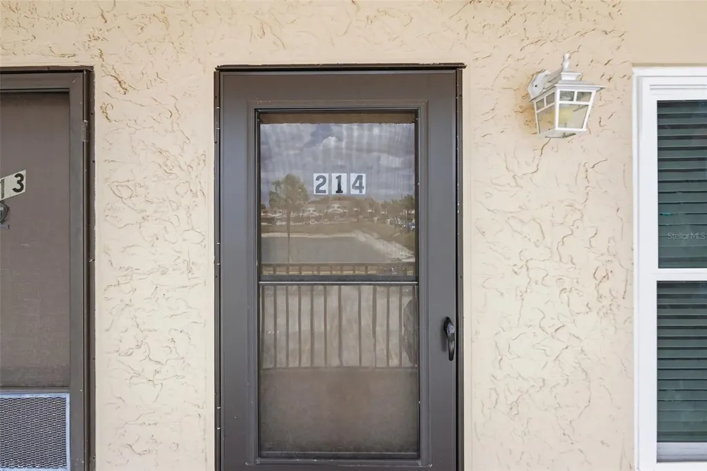 6400 46th Avenue N Kenneth City FL 33709