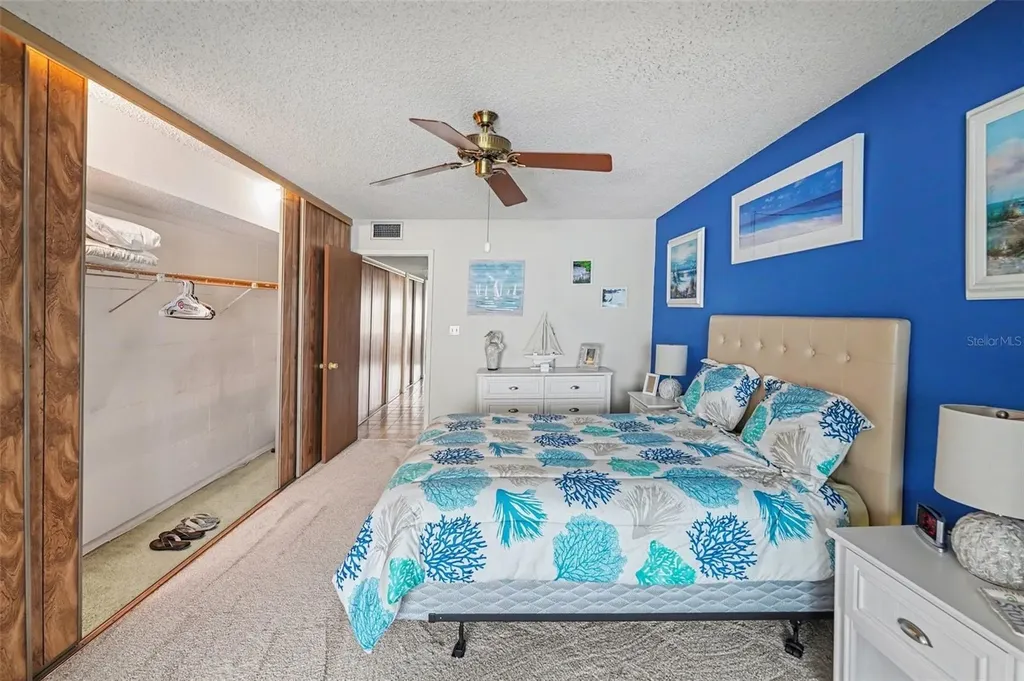 6400 46th Avenue N Kenneth City FL 33709