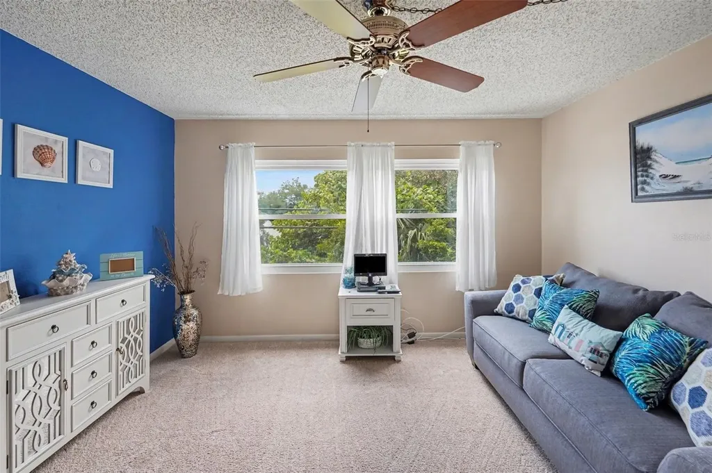 6400 46th Avenue N Kenneth City FL 33709