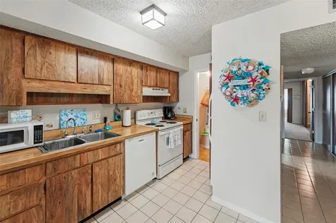 6400 46th Avenue N Kenneth City FL 33709