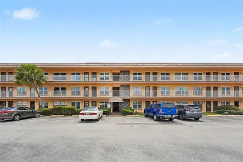 6400 46th Avenue N Kenneth City FL 33709