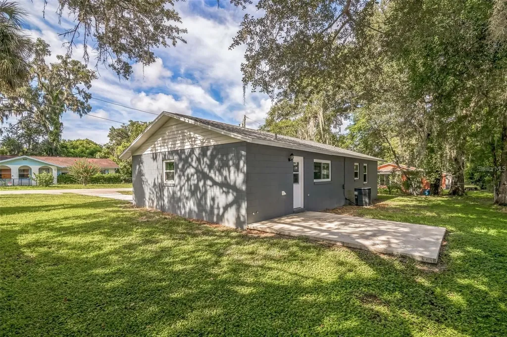 5243 SE 114th Street Belleview FL 34420