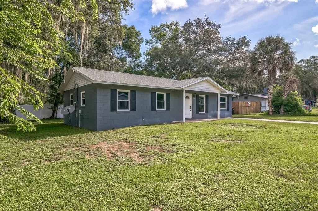 5243 SE 114th Street Belleview FL 34420
