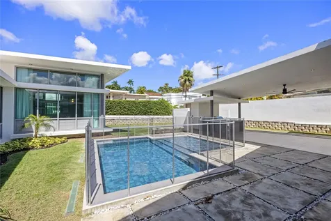 A5 Meadow Lane Guaynabo PR 00966