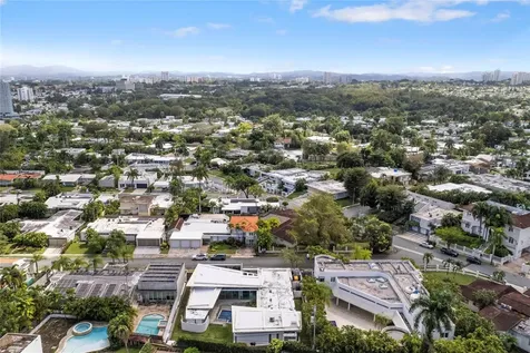 A5 Meadow Lane Guaynabo PR 00966