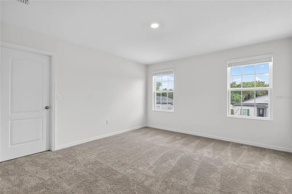 13485 Leaping Water Way Astatula FL 34705