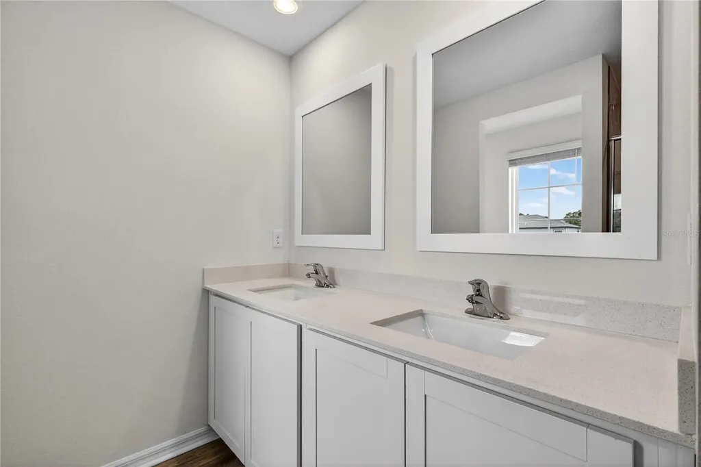 13485 Leaping Water Way Astatula FL 34705