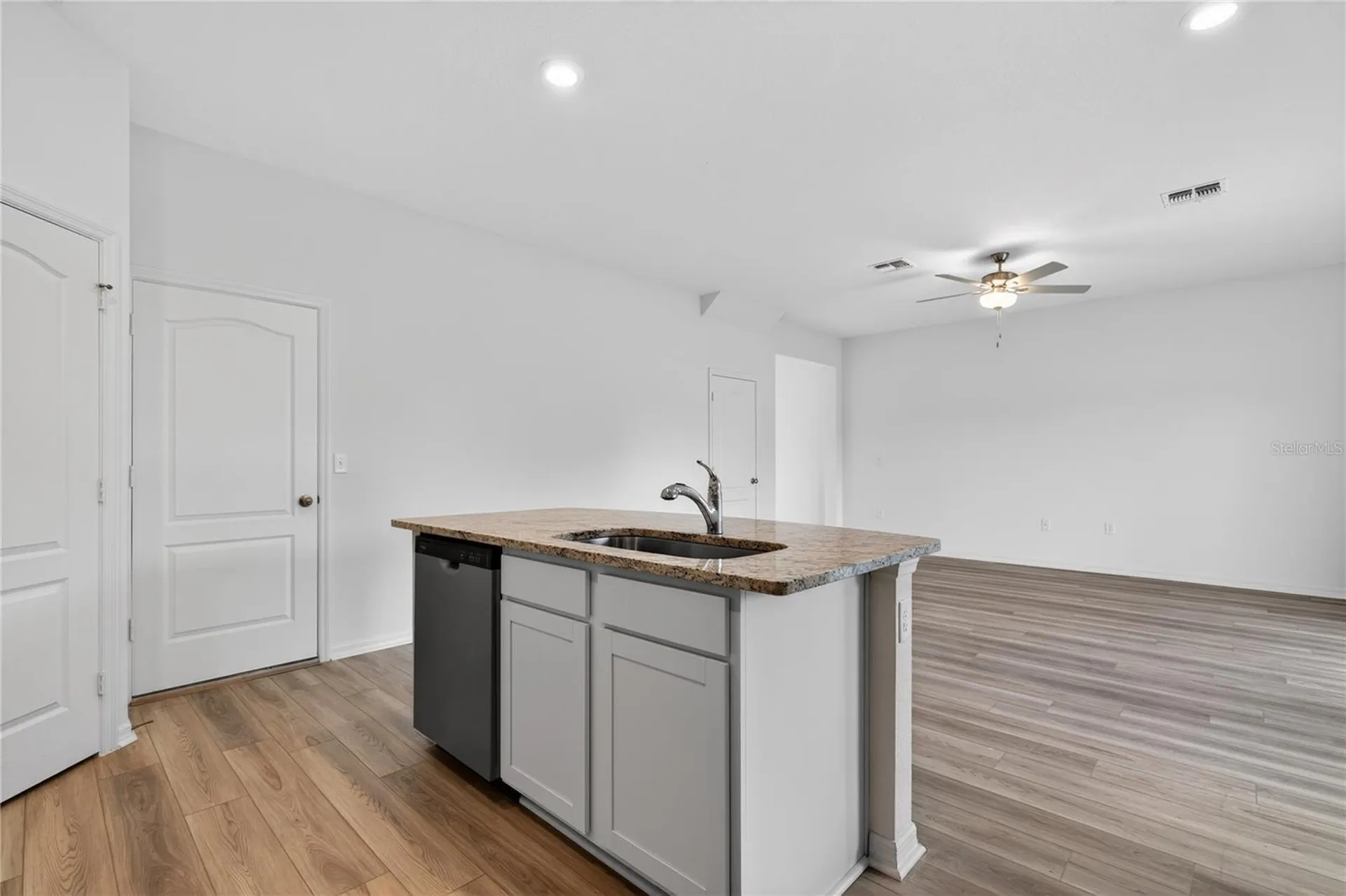 13485 Leaping Water Way Astatula FL 34705