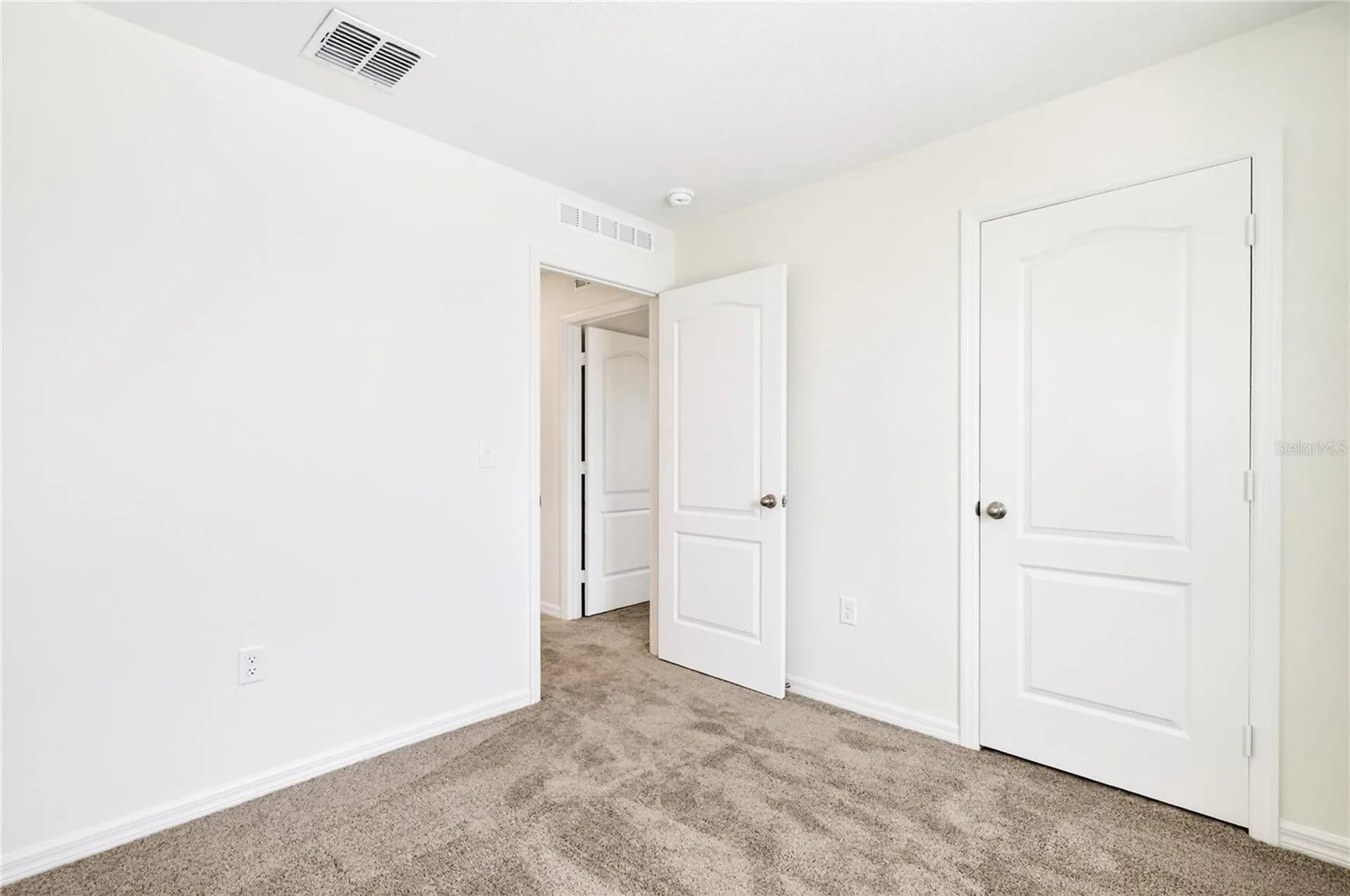 13485 Leaping Water Way Astatula FL 34705