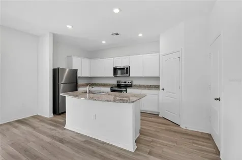 13485 Leaping Water Way Astatula FL 34705