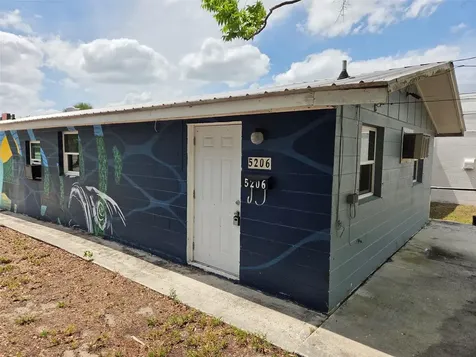 5206 7th Street Zephyrhills FL 33542